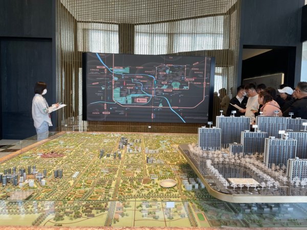 掘金配资 解码“好房子”| “我们是超越‘好房子’标准的好房子”，新国标实施在即，北京楼市产品力已来到新高度